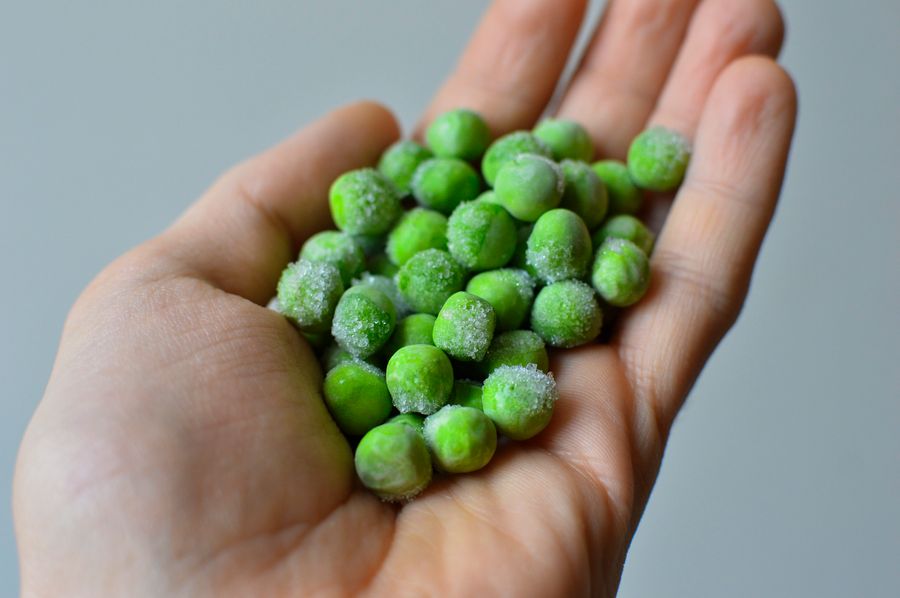 Frozen: frozen burgers, chips and peas
